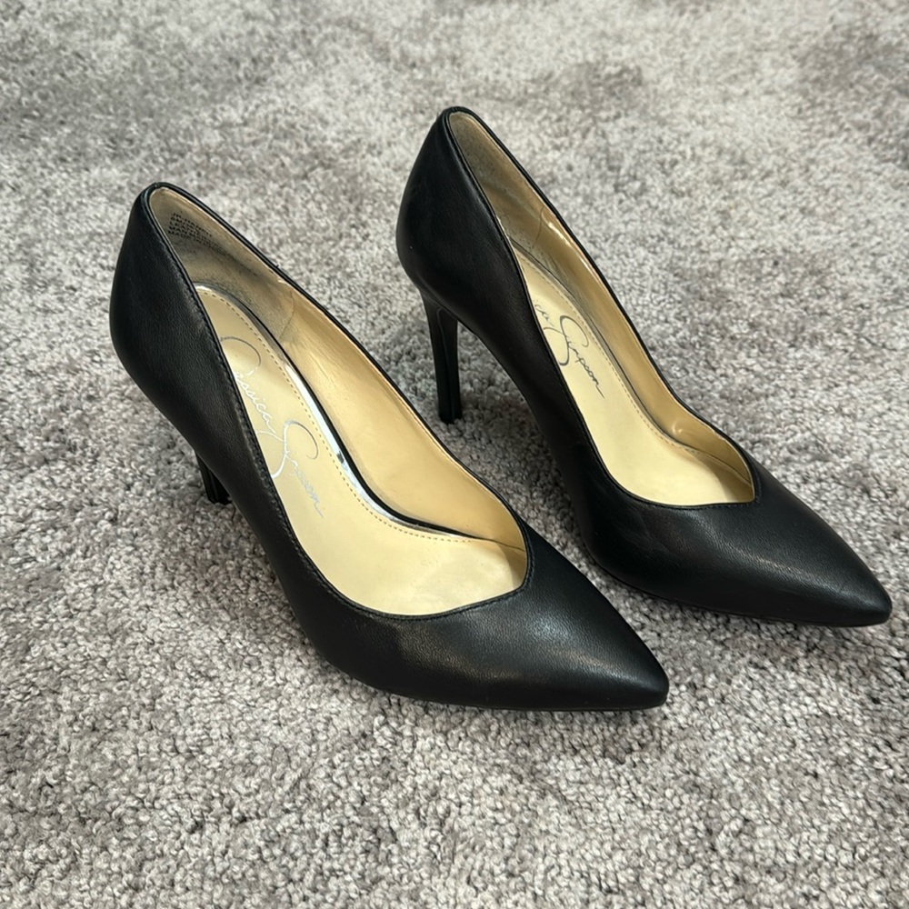 Jessica Simpson black heels